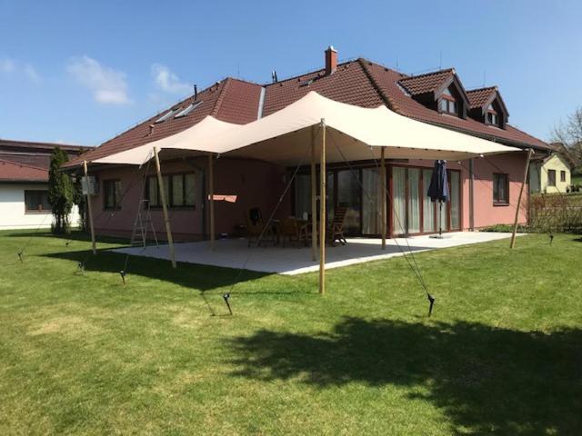 Вілла Obora 824 Нова-Бистржіце Екстер'єр фото